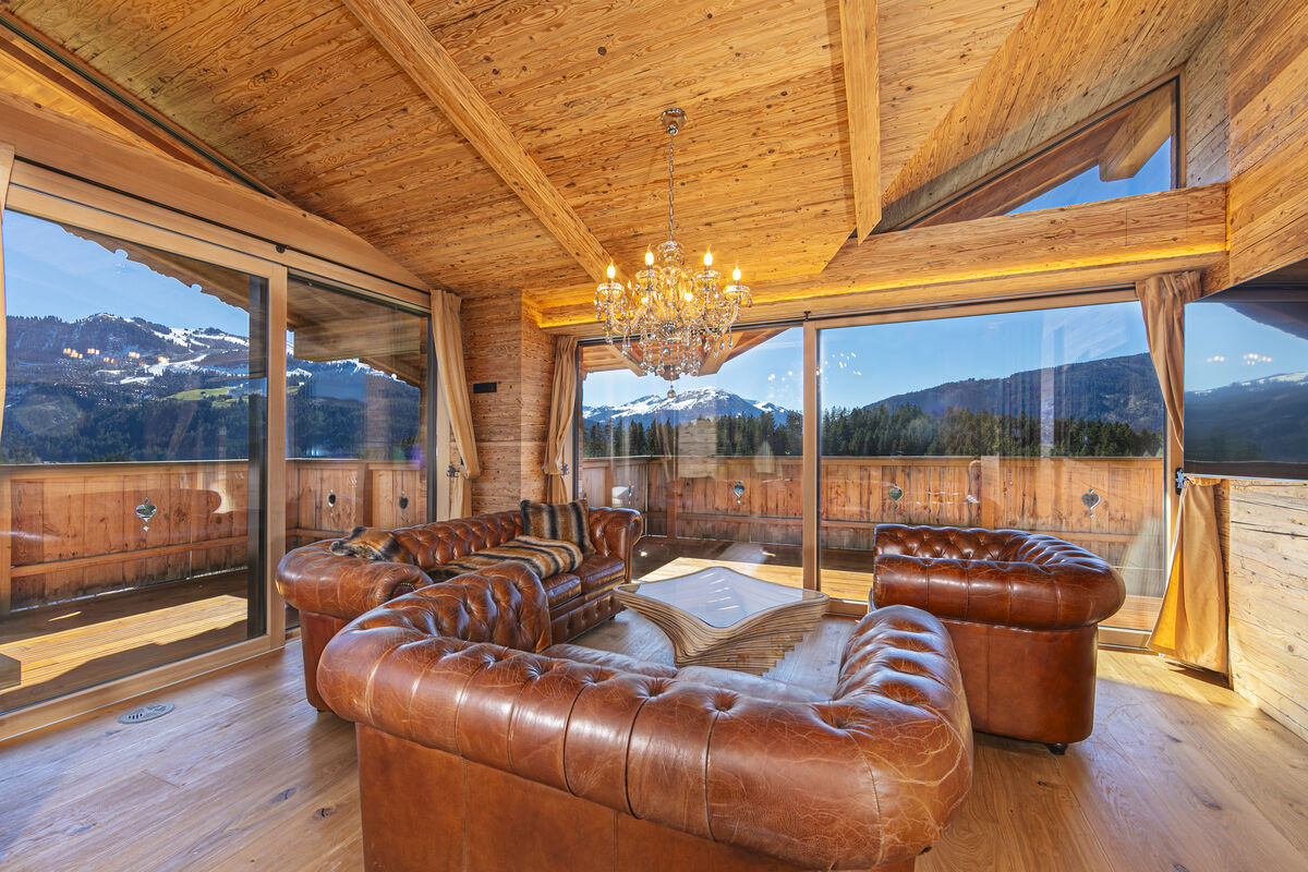 14_Gr_WH_©MartinRaffeiner_03_2024_RFS3830_Zigarrenlounge